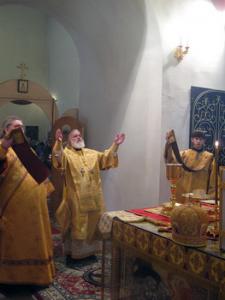 Архиепископ Рязанский и Касимовский Павел отслужил молебен в соборе Спасо-Преображенского мужского монастыря